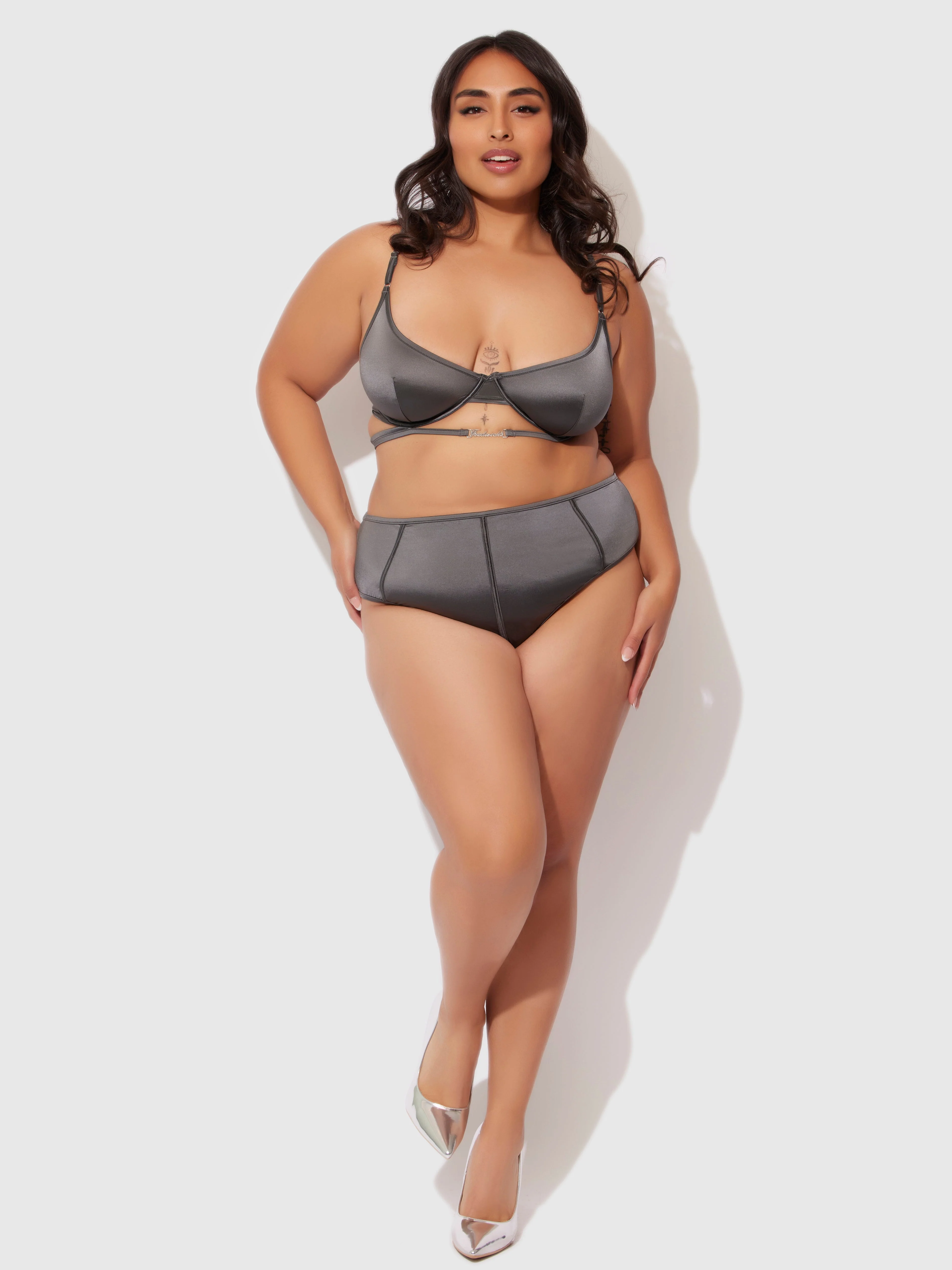 Neev Oil Slick Logo Longline Bra - Image 7